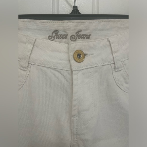New White Guess Jeans Size 30 - Picture 4 of 7